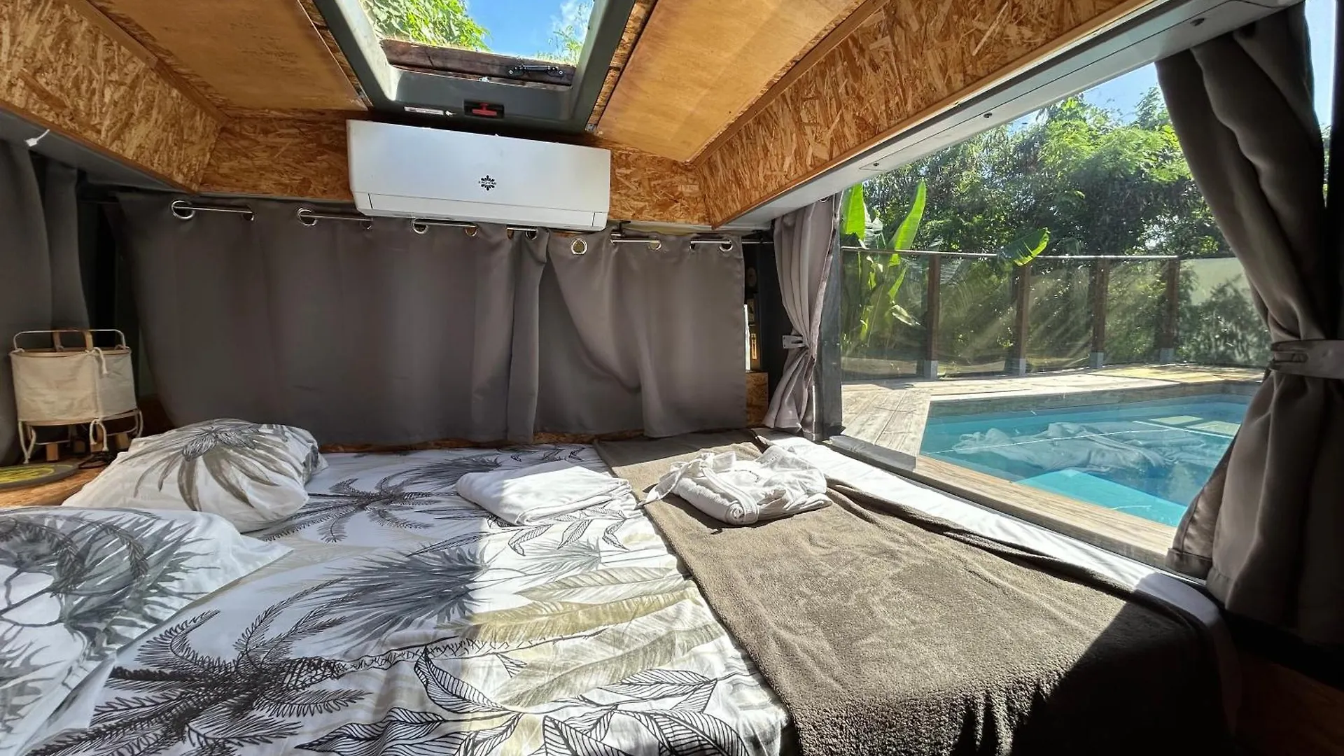 Maison Sur L Eau Dom Nature Lodge & Spa Sainte Luce 船上ホテル