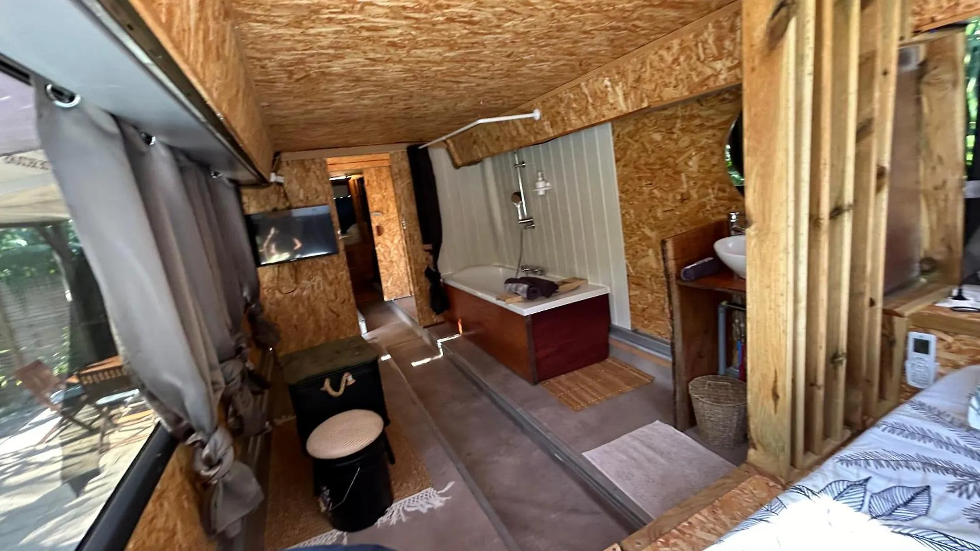 Πλωτό κατάλυμα Maison Sur L Eau Dom Nature Lodge & Spa Sainte Luce