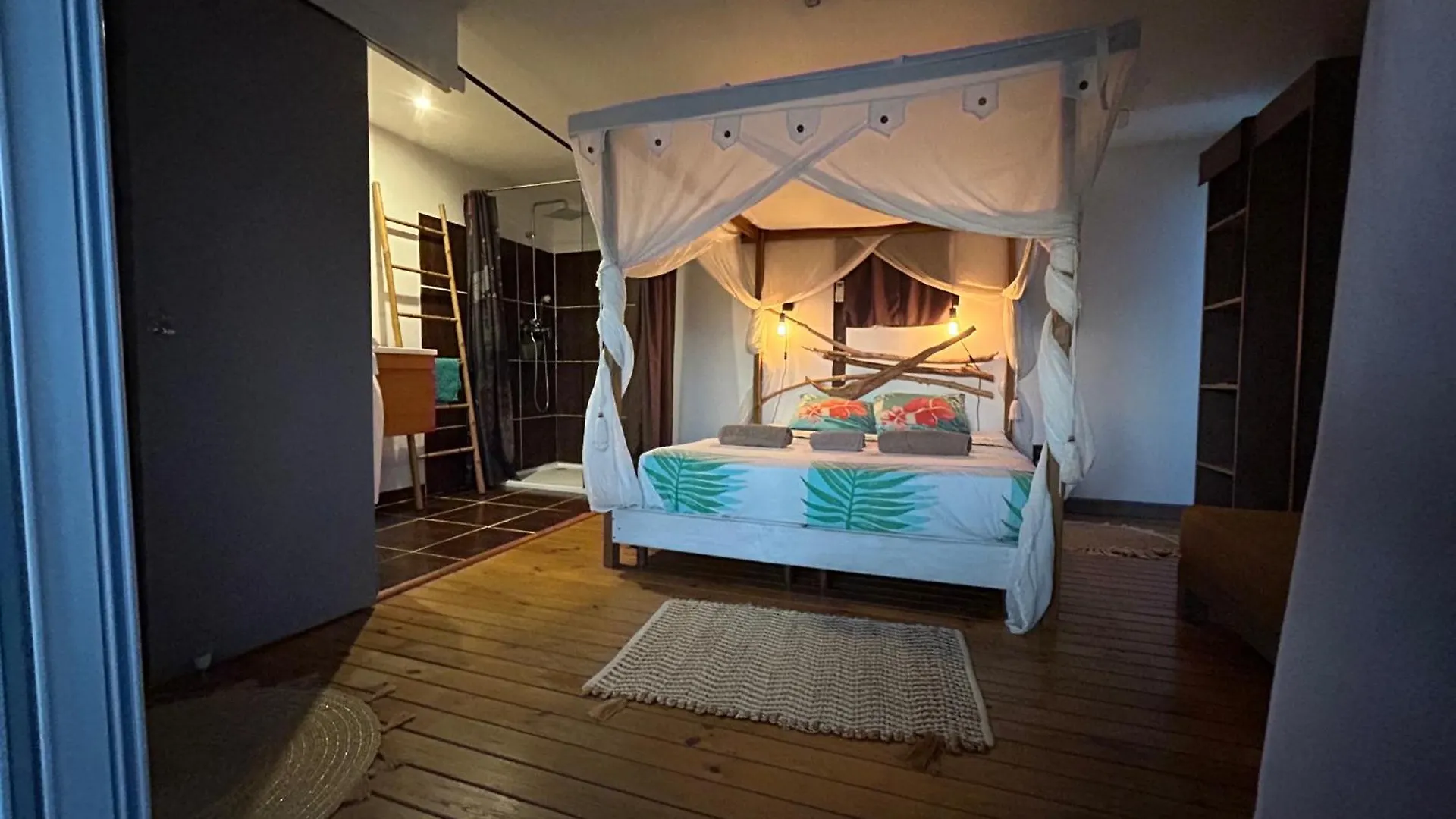 Maison Sur L Eau Dom Nature Lodge & Spa Sainte Luce Bateau-hôtel Sainte-Luce